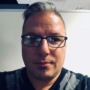 Meet your Posher, Jason